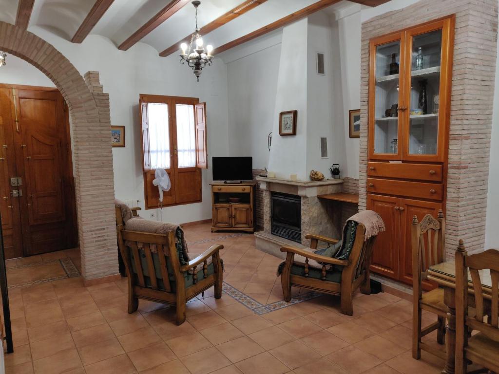 Casa Josefina la Solana in Yátova | TabTrips - Book at Best Rates